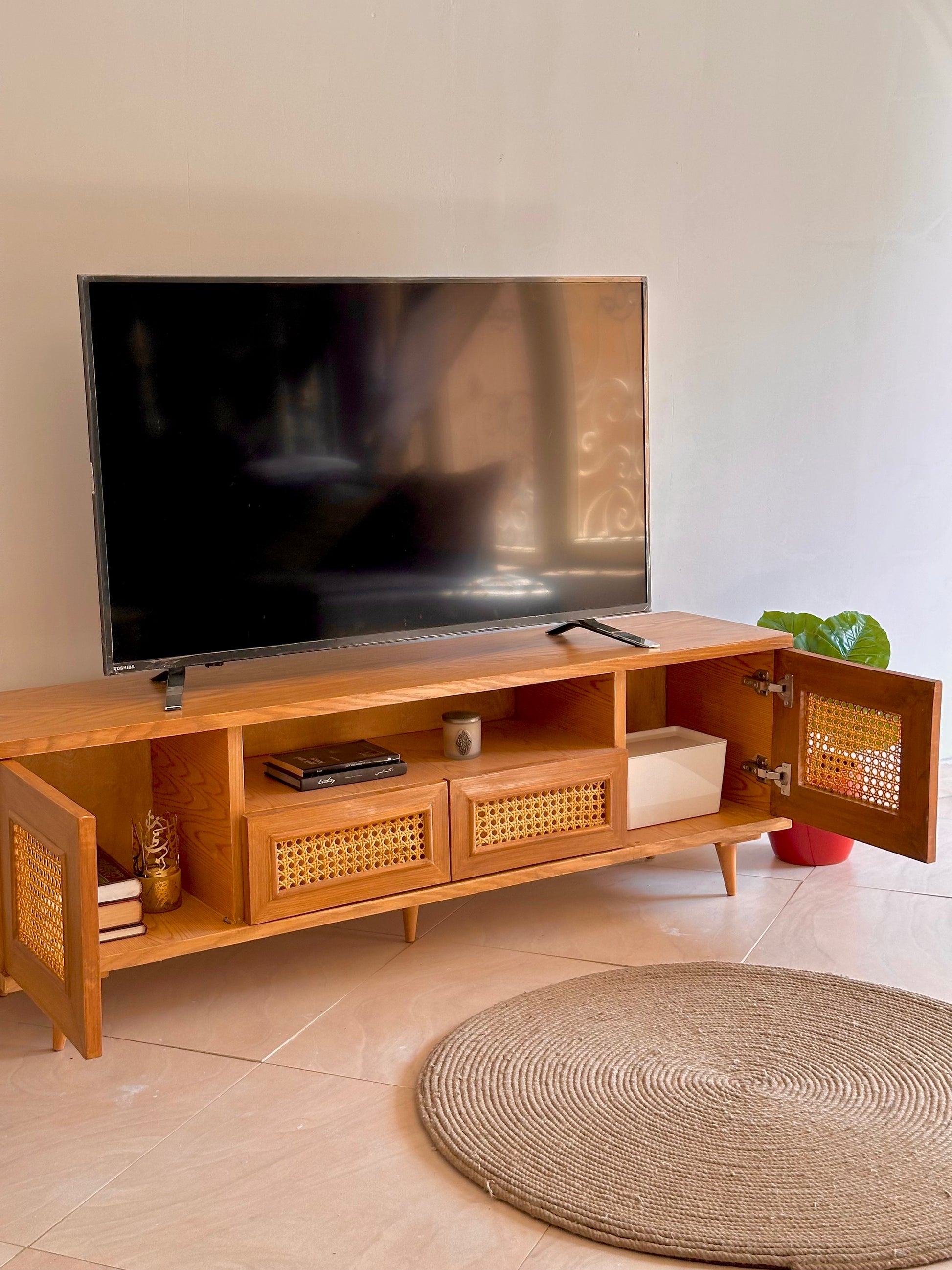 Rattan Tv Unite from ANEEQ