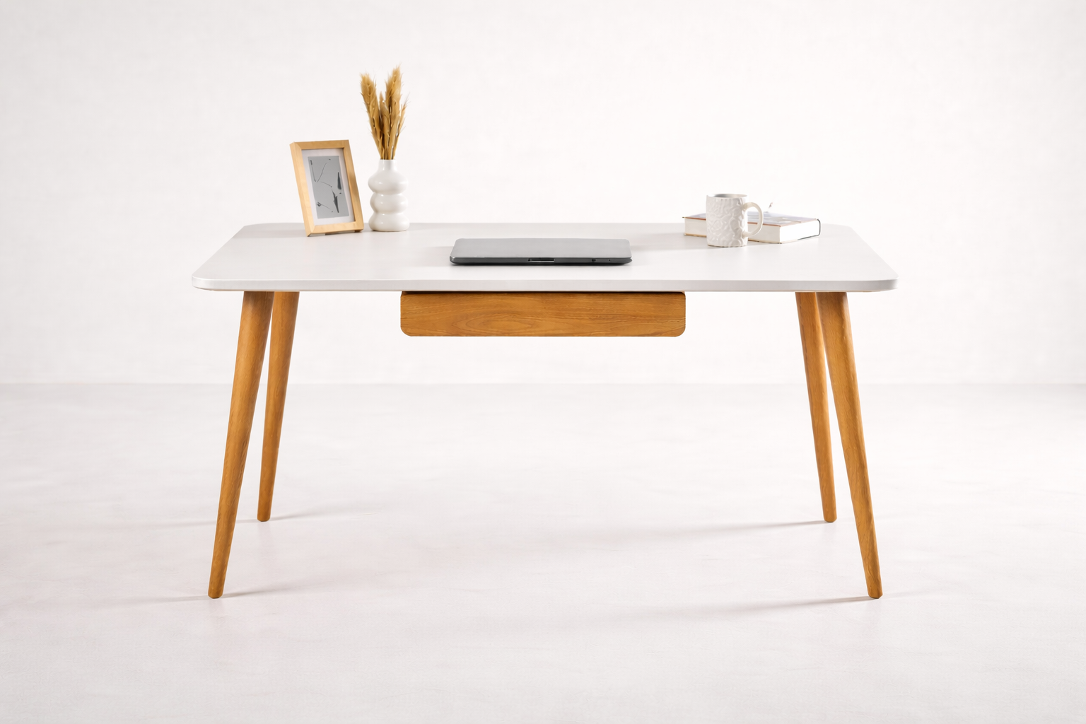 Line Desk From ANEEQ