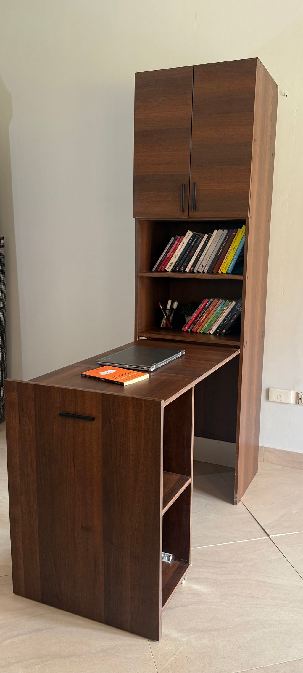 Smart Nook Desk